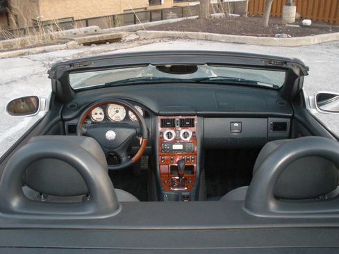 Used 2003 Mercedes-Benz SLK 320 image 27
