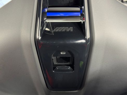 Used 2025 BMW M5 w/ Carbon Package image 38