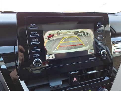 Used 2021 Toyota Camry LE image 26