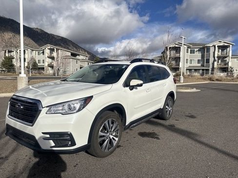 Used 2022 Subaru Ascent Limited image 7