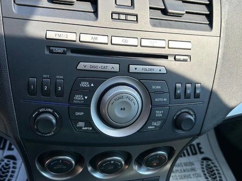 Used 2010 MAZDA MAZDA3 s Grand Touring image 35