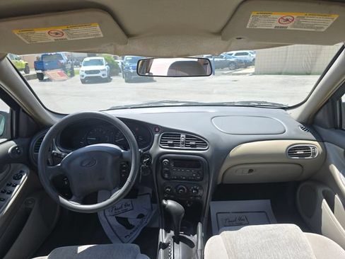 Used 2004 Oldsmobile Alero GL FWD image 13