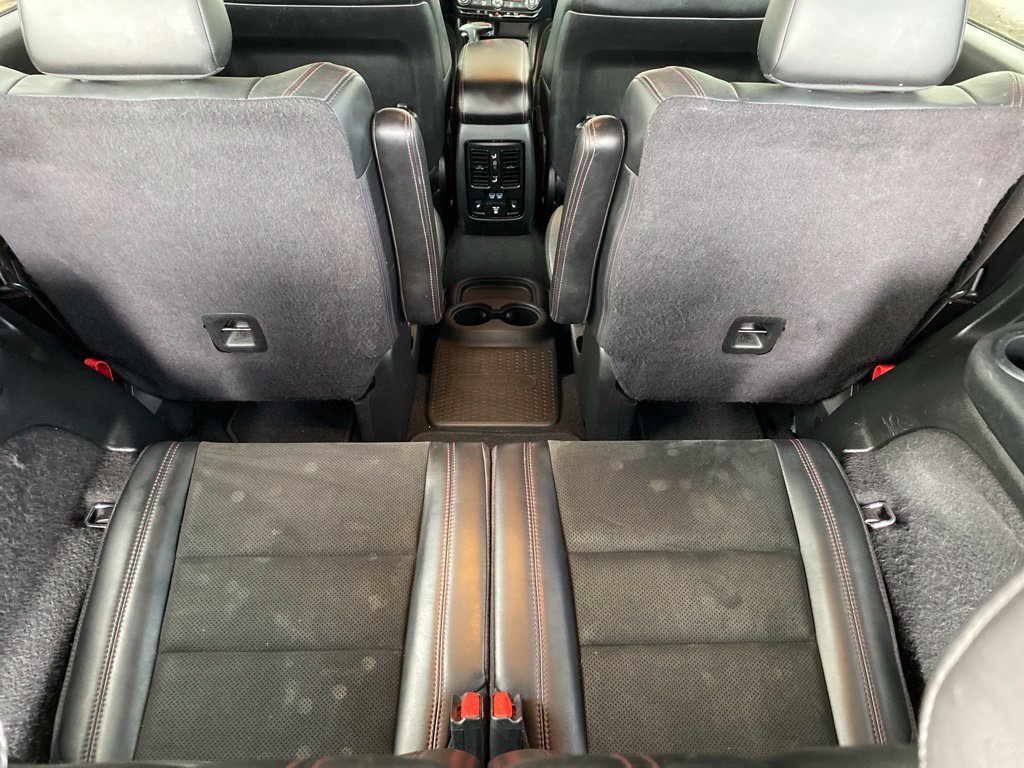 Used 2021 Dodge Durango R/T w/ Blacktop Package AWD/4WD image 8