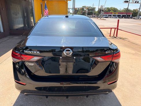 Used 2020 Nissan Sentra SV FWD image 4