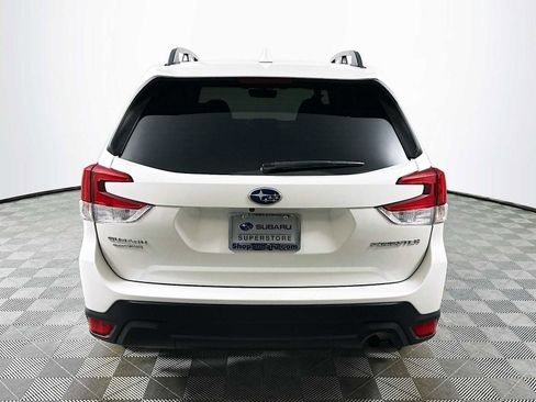 Used 2019 Subaru Forester Premium image 6