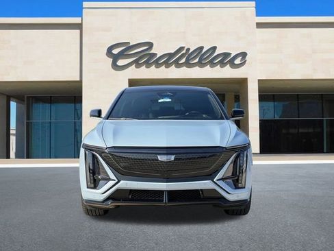 New 2026 Cadillac Lyriq V image 7