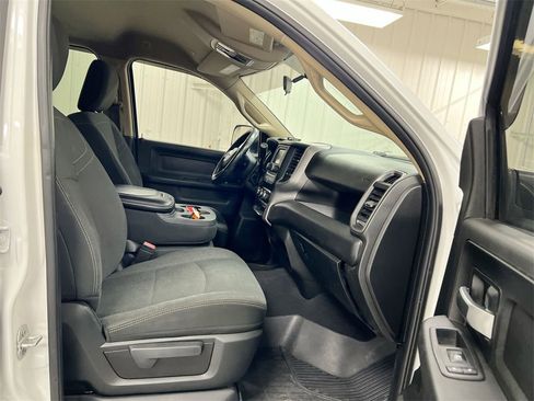 Used 2019 RAM 3500 Tradesman image 21