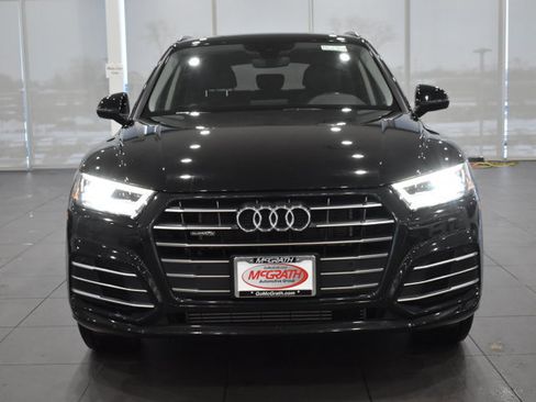 Used 2020 Audi Q5 e Premium Plus w/ Premium Plus Package image 5