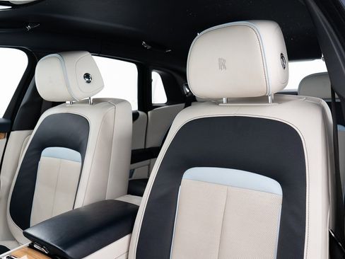 Certified 2022 Rolls-Royce Ghost image 16