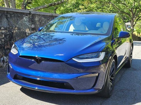 Used 2023 Tesla Model X image 14
