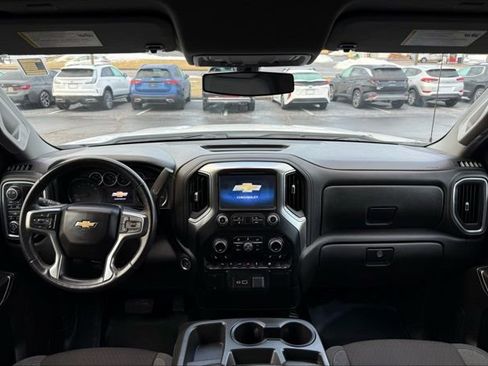 Used 2022 Chevrolet Silverado 1500 LT w/ Safety Package image 17