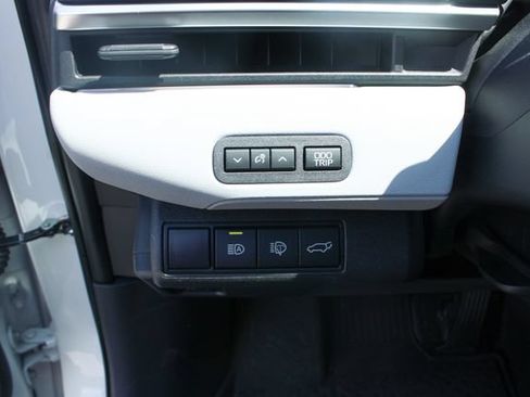 Used 2026 Subaru Solterra w/ Premium Convenience Package AWD/4WD image 15