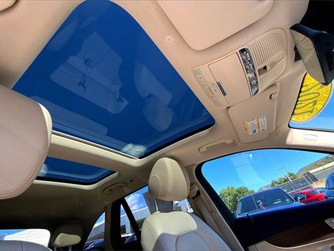 Certified 2021 Mercedes-Benz GLC 300 4MATIC image 11