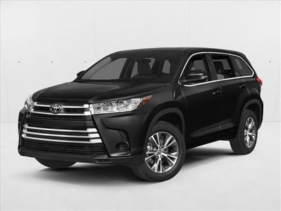 Used 2017 Toyota Highlander LE