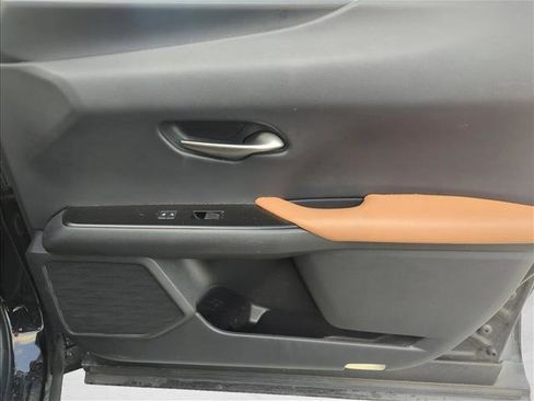Used 2020 Lexus UX 200 w/ Accessory Package 2 FWD image 19