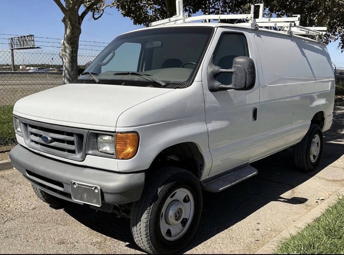 Used 2007 Ford E-250 and Econoline 250 RWD image 1