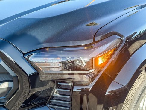 New 2026 Toyota Tacoma SR5 AWD/4WD image 9