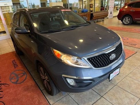 Used 2016 Kia Sportage EX w/ EX Premium Package AWD/4WD image 3