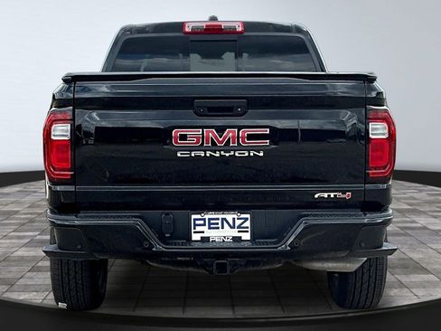 Used 2024 GMC Canyon AT4 w/ Technology Package AWD/4WD image 6