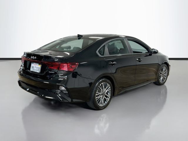 Certified 2024 Kia Forte GT-Line FWD image 7