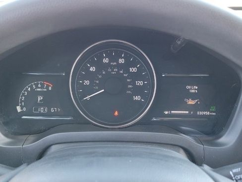 Used 2021 Honda HR-V EX image 33