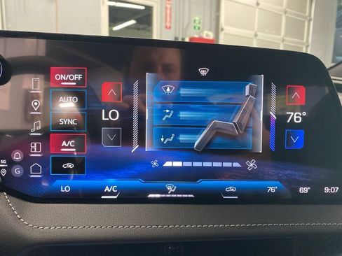 New 2026 Chevrolet Corvette Stingray Coupe w/ 1LT image 20