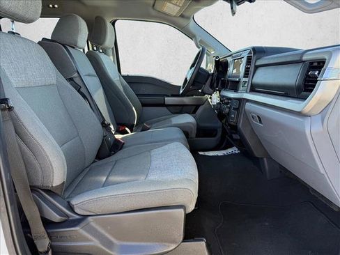 Used 2025 Ford F250 XLT image 11