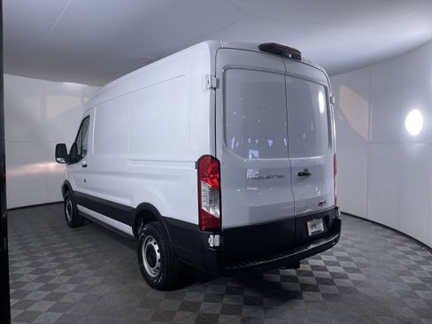 Used 2019 Ford Transit 250 130 Medium Roof image 20