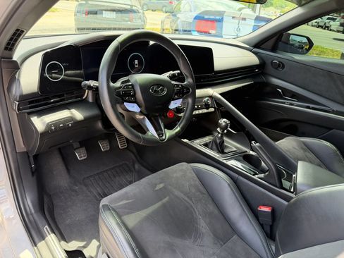 Used 2023 Hyundai Elantra N FWD image 17