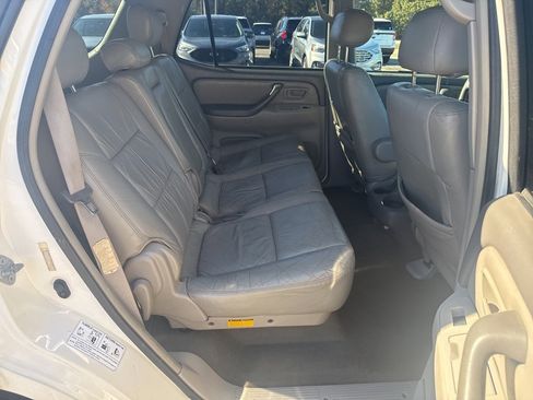 Used 2004 Toyota Sequoia SR5 image 9