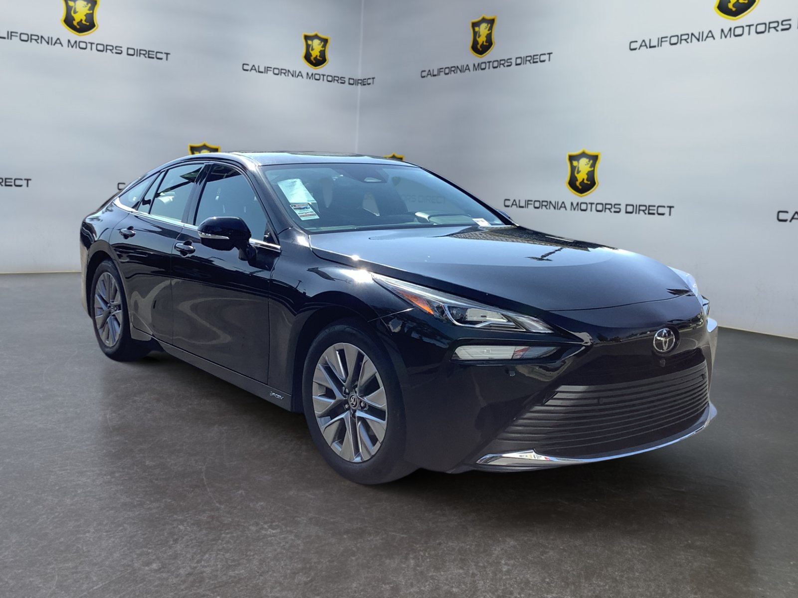 Used 2024 Toyota Mirai w/ Advanced Technology Package RWD image 7