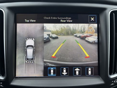 Used 2017 Maserati Levante S image 31