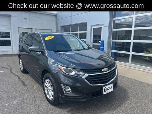 Used 2018 Chevrolet Equinox LT AWD/4WD image 2
