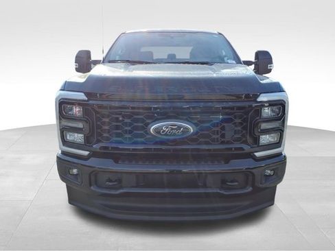 New 2026 Ford F350 Lariat w/ Black Appearance Package AWD/4WD image 16