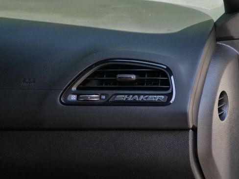 Used 2022 Dodge Challenger R/T Scat Pack RWD image 38