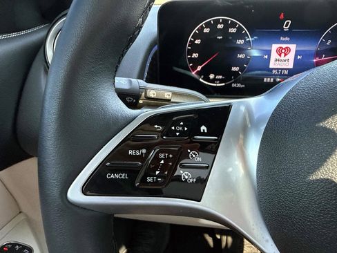 Used 2026 Mercedes-Benz GLB 250 4MATIC image 30