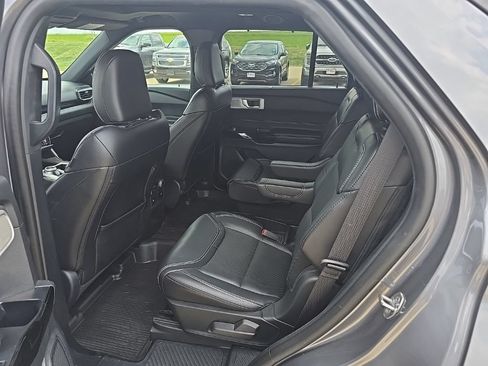 Used 2021 Ford Explorer ST w/ Equipment Group 401A AWD/4WD image 11