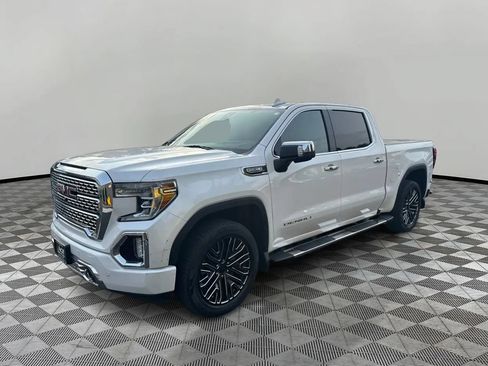 Used 2020 GMC Sierra 1500 Denali w/ Technology Package AWD/4WD image 2