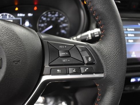 Certified 2023 Nissan Kicks SR FWD image 25