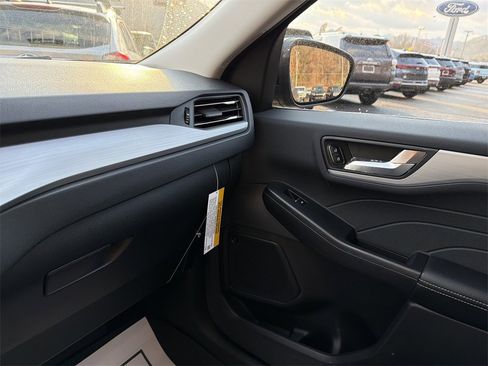 New 2026 Ford Escape Platinum w/ Premium Technology Package image 25