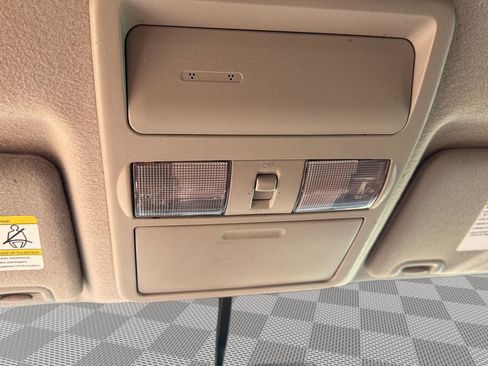 Used 2021 Nissan Frontier SV RWD image 14