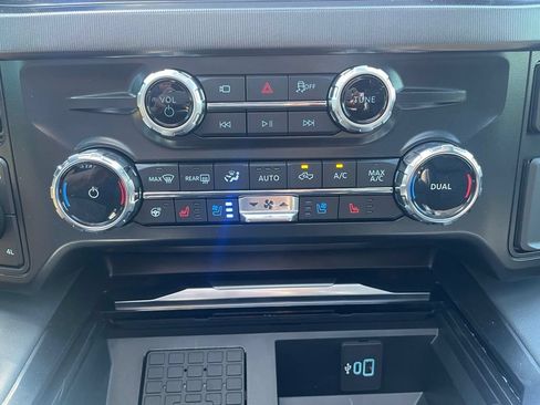 New 2026 Ford F350 Platinum w/ Tremor Off-Road Package AWD/4WD image 17