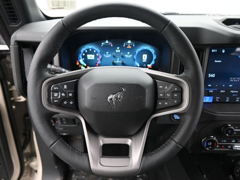 New 2026 Ford Bronco Badlands image 11