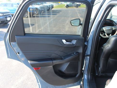 Used 2024 Ford Escape ST-Line w/ Tech Pack #1 FWD image 19