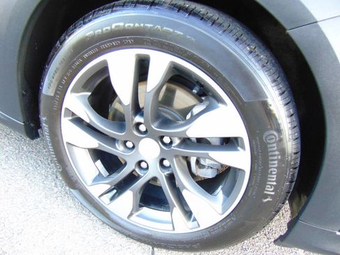 Used 2018 Buick Regal Essence w/ Driver Confidence Package #1 AWD/4WD image 57
