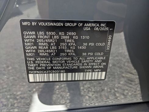 New 2026 Volkswagen Atlas SEL Premium R-Line AWD/4WD image 30