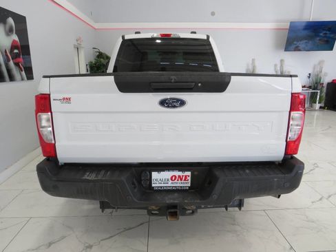 Used 2020 Ford F250 XL w/ Snow Plow Prep Package image 5
