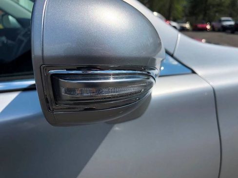 Used 2011 Lexus LS 460 AWD w/ Luxury Value Edition image 33