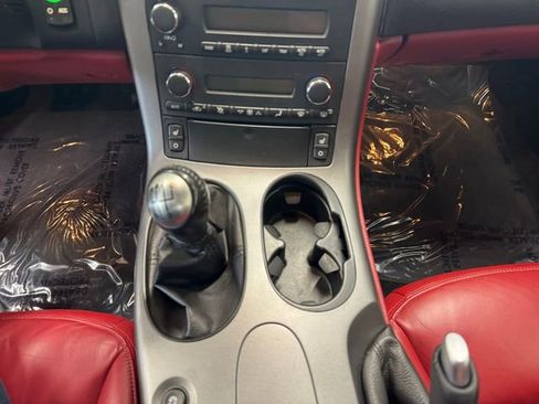 Used 2006 Chevrolet Corvette Convertible w/ Preferred Equipment Group RWD image 17