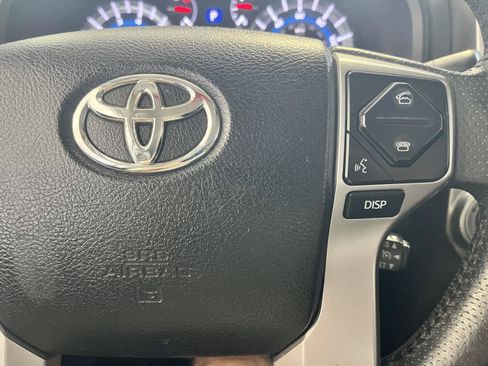 Used 2019 Toyota 4Runner SR5 AWD/4WD image 49